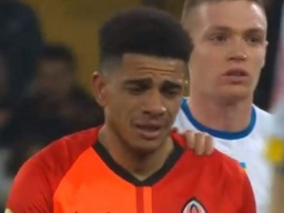 В Сети появилось видео с расистскими оскорблениями от фанатов &laquo;Динамо&raquo;