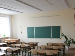 В соцсетях родителям за 100 долларов предложили оформить первоклассников в школу &laquo;под ключ&raquo; (скриншо