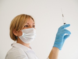 В Украине скоро будут лечить инфицированных коронавирусом на основе плазмы выздоровевших от COVID-19