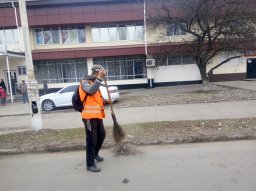 Месячник по благоустройству в Константиновке продолжается