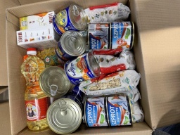 
Выдача гуманитарки в Константиновке: Где и кому
