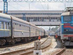 &laquo;Укрзализниця&raquo; решила повысить цены на проезд раньше запланированного