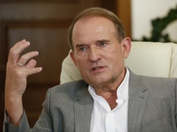 Медведчук: Заявления премьера о снижении тарифов ЖКХ оказались ложными ‒ в январе тарифы на природны