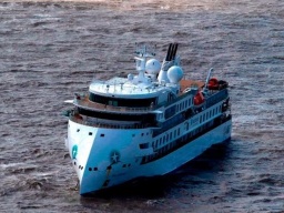 Украинцев готовят к эвакуации с круизных лайнеров в США