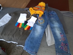 Банк вещей в отделении Красного Креста в Константиновке требует пополнения