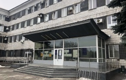 В Константиновке ограничили доступ в исполком горсовета