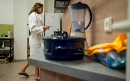 
Помощь урежут. Что изменится для украинцев в Чехии в 2023 году
