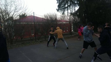 Константиновские кикбоксеры готовятся к чемпионату Украины: мощное собрание в Умани