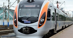 
УЗ предупредила о задержке некоторых поездов: перечень рейсов
