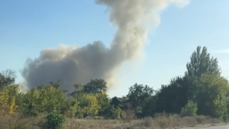 
В Константиновке ранены два человека: бомба ударила по гаражному кооперативу
