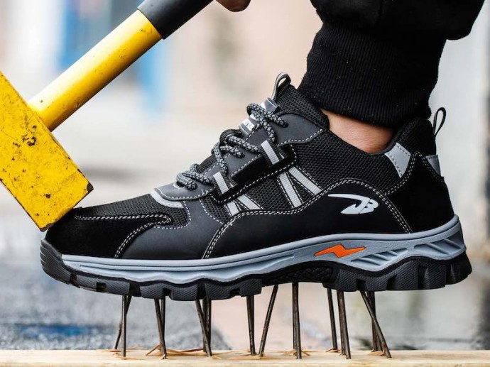 Спецвзуття: Основні характеристики та вимоги до Захисного Взуття