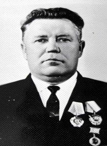 Алексей Петрович Слюсарь: Почётный гражданин Константиновки