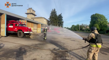 Рятувальники Костянтинівки провели на пенсію головного майстер-сержанта Максима Савченка