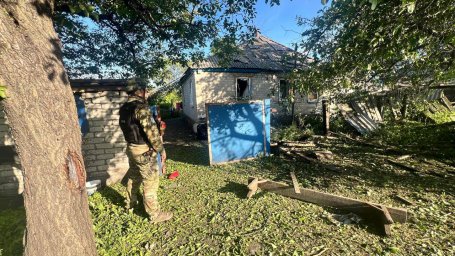 Вражеский обстрел Константиновки: погибло гражданское лицо, повреждены жилые дома