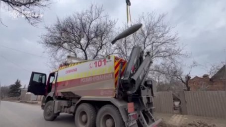 Як з горища знімали авіабомбу ФАБ-500 у Костянтинівці