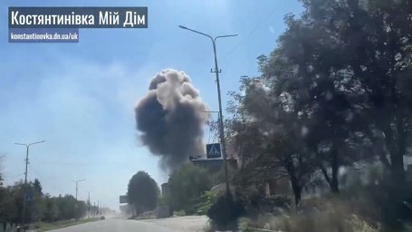 Константиновка под ударами  новые обстрелы снова по жилым кварталам и спасателям