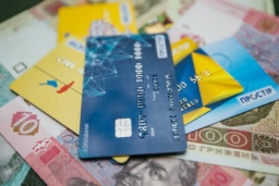 
Эксперт назвал риски автоматического списания долгов с банковских счетов
