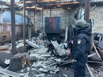 Оккупанты атаковали Константиновку: удар дрона и обстрел пожарной части (ФОТО)