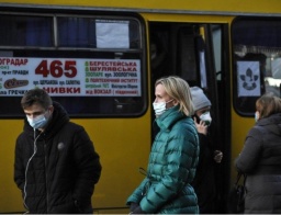 
В Киеве отменяют жесткий карантин
