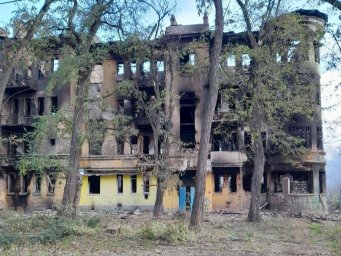 В результате вражеских обстрелов и авиаудара по Константиновке 20 октября погиб гражданский