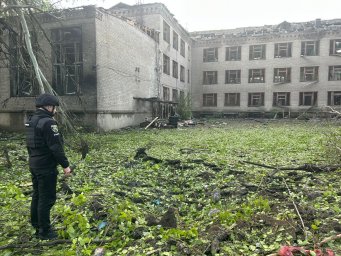 Утренние авиаудары по Константиновке: повреждены образовательные и жилые здания, есть пострадавший